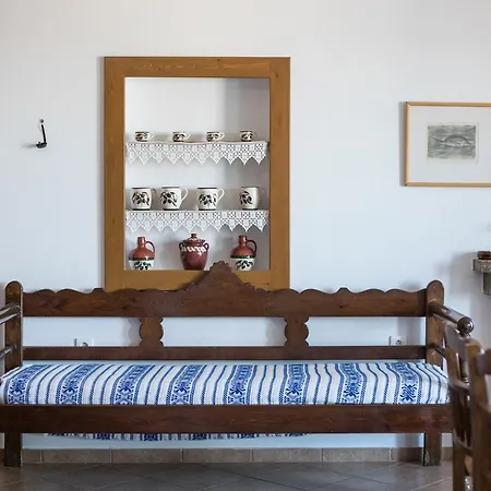 Athina فيلة Ambrami