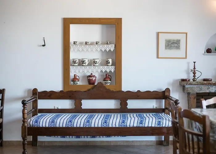 Athina Villa Ambrami